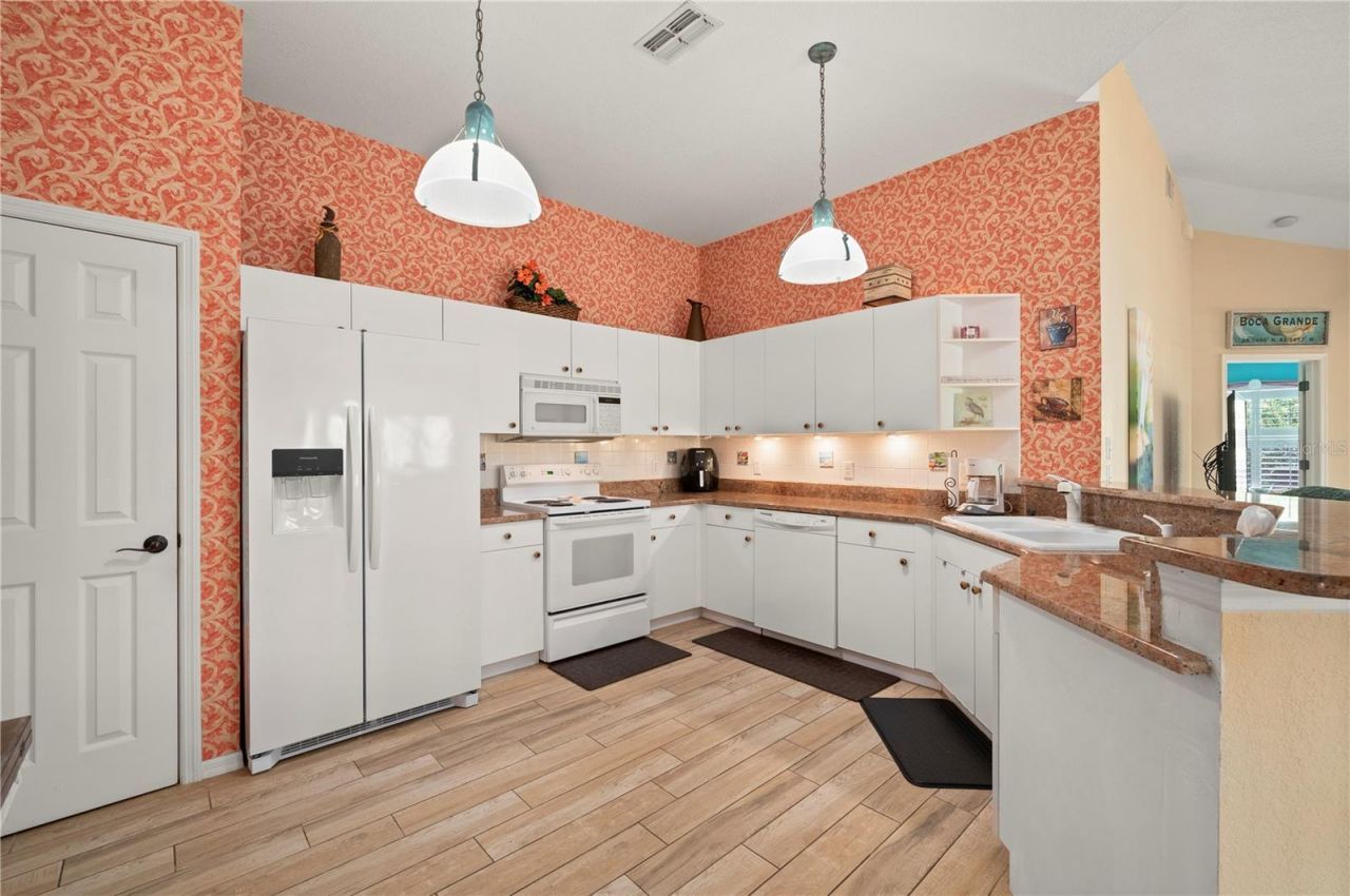 310 Islamorada Boulevard, Punta Gorda, FL 33955 Photo