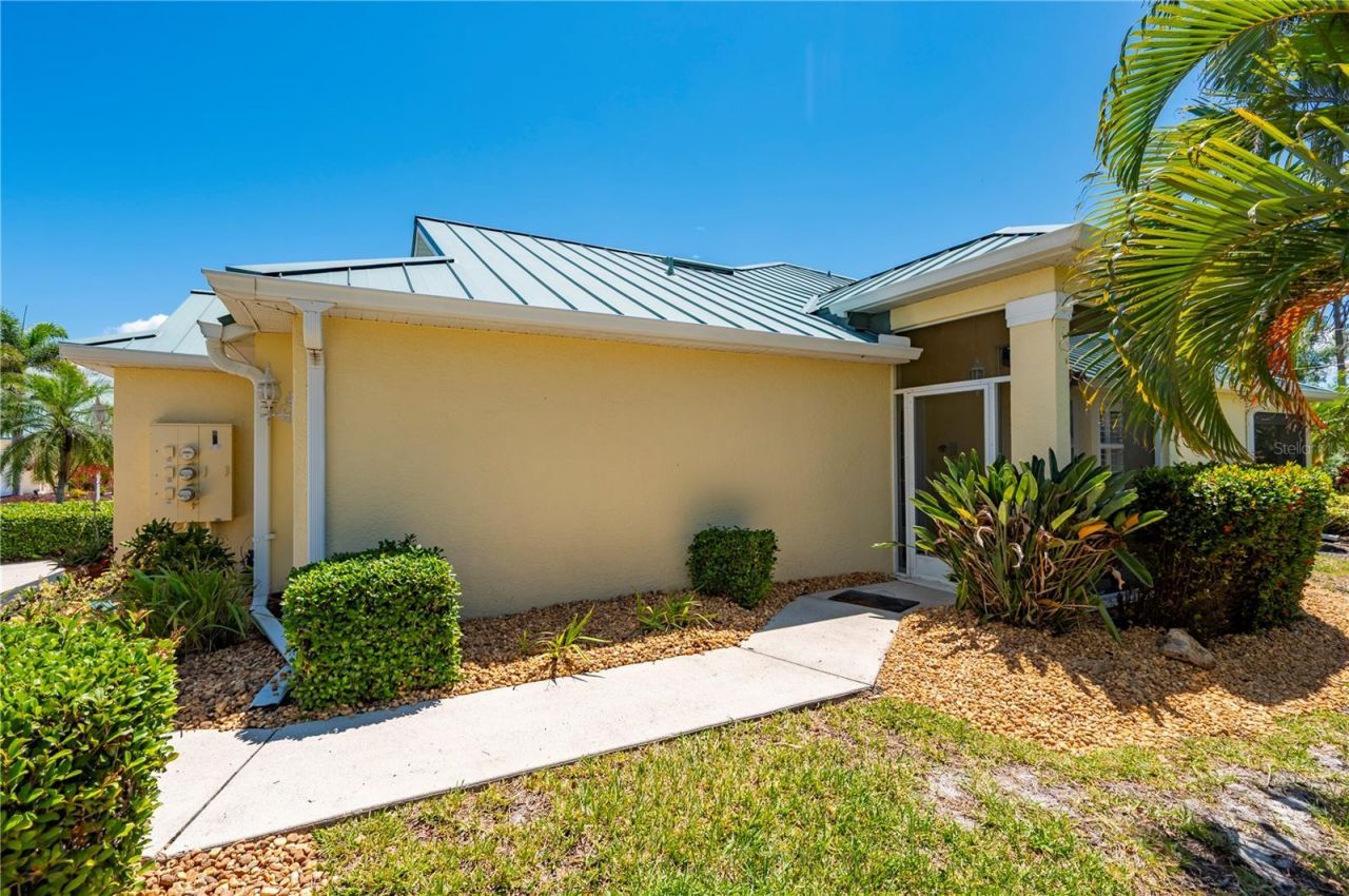 310 Islamorada Boulevard, Punta Gorda, FL 33955 Photo
