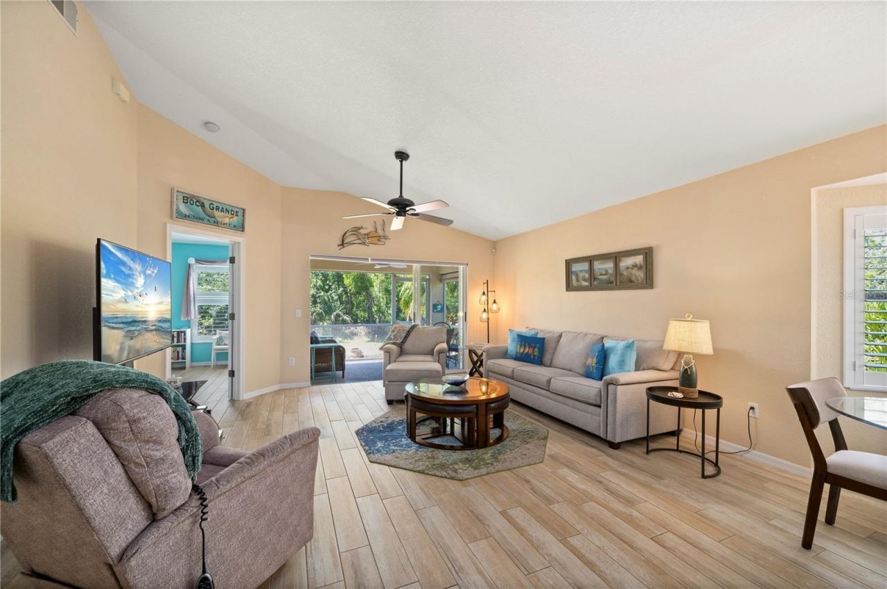 310 Islamorada Boulevard, Punta Gorda, FL 33955 Photo