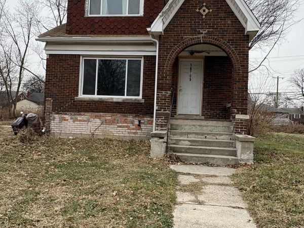 18709 Goulburn Street, Detroit, MI 48205