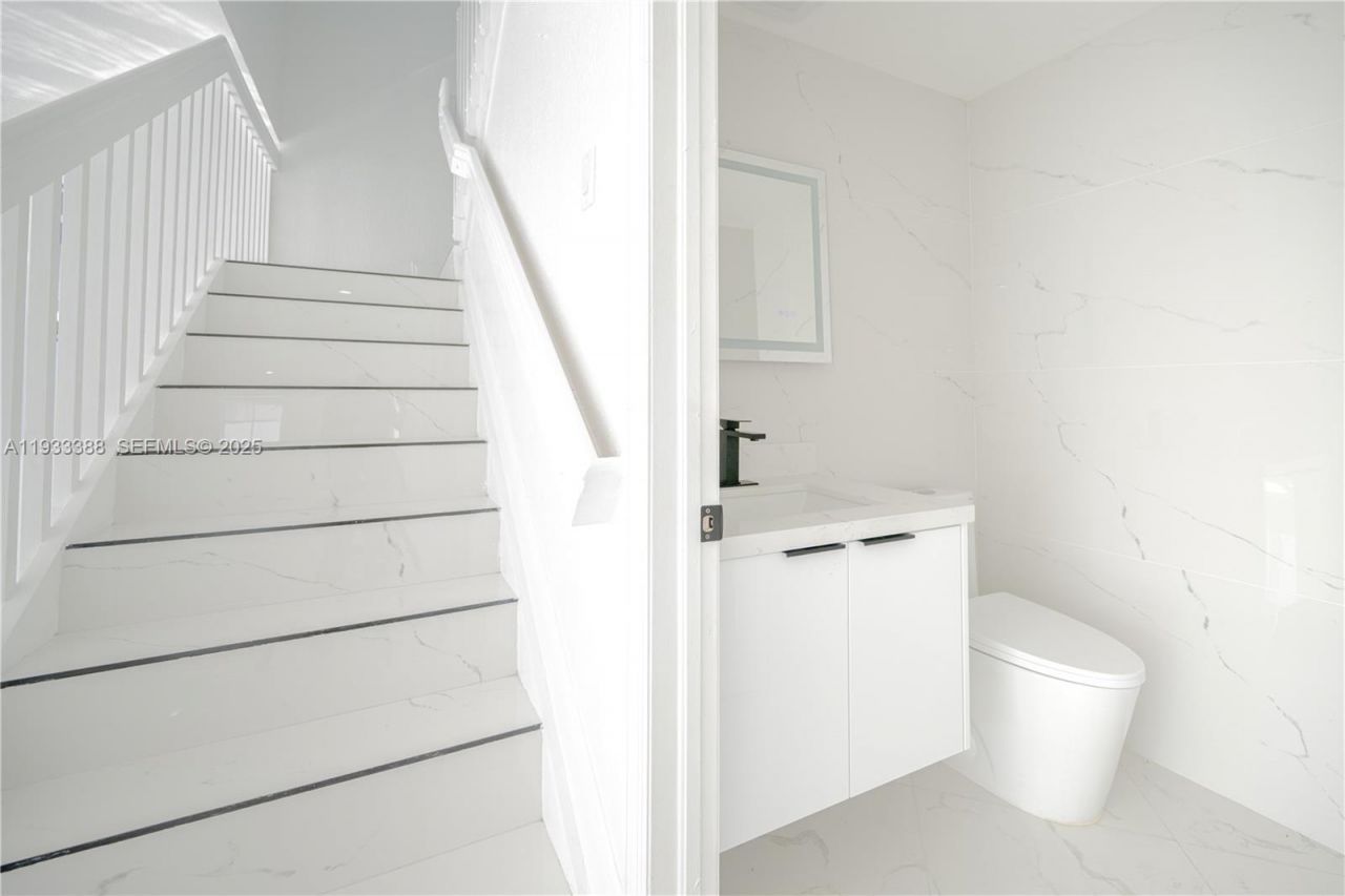 15486 SW 23rd Ln, Miami, FL 33185 Photo