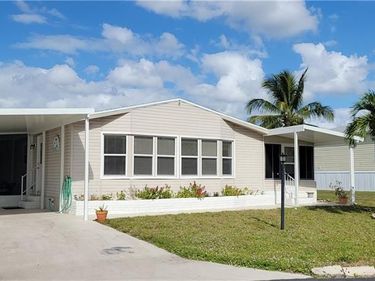 4700 Tahiti DR , BONITA SPRINGS, FL 34134