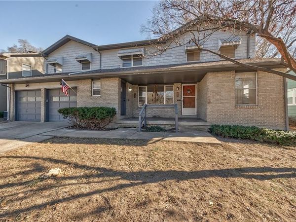 7625 Baltimore Avenue, Kansas City, MO 64114