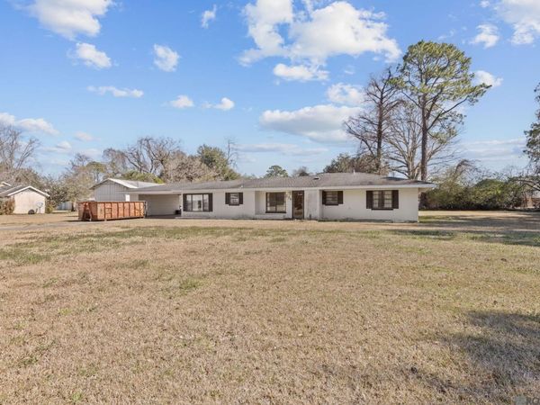 204 Rim Rd, Lafayette, LA 70507