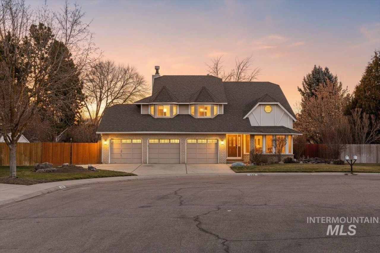 4375 N Marcliffe Pl, Boise, ID 83704 Main Photo