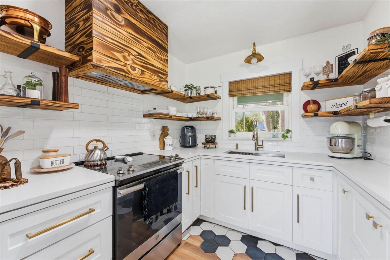 26310 Fishermans Road, Paisley, FL 32767 Photo