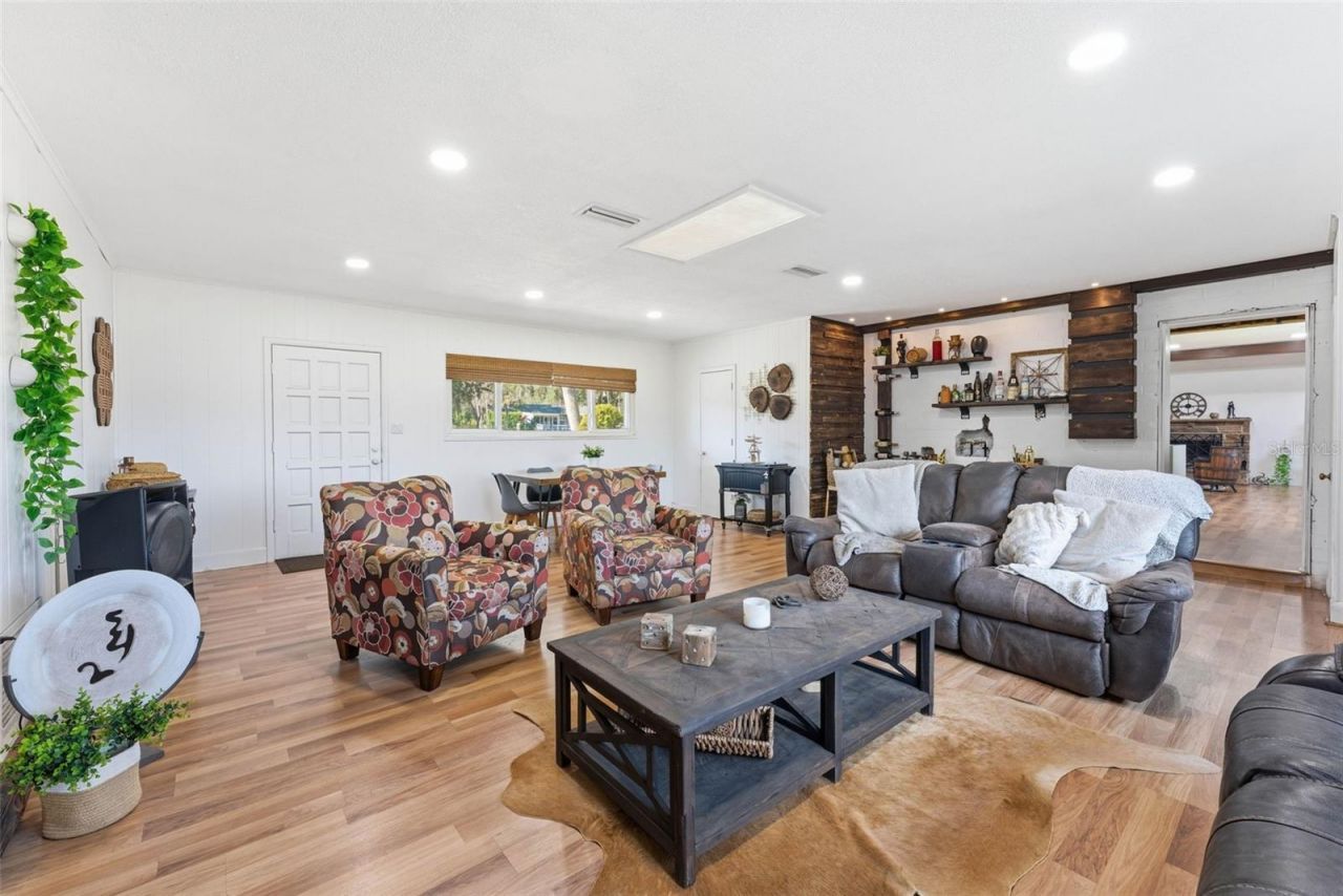 26310 Fishermans Road, Paisley, FL 32767 Photo