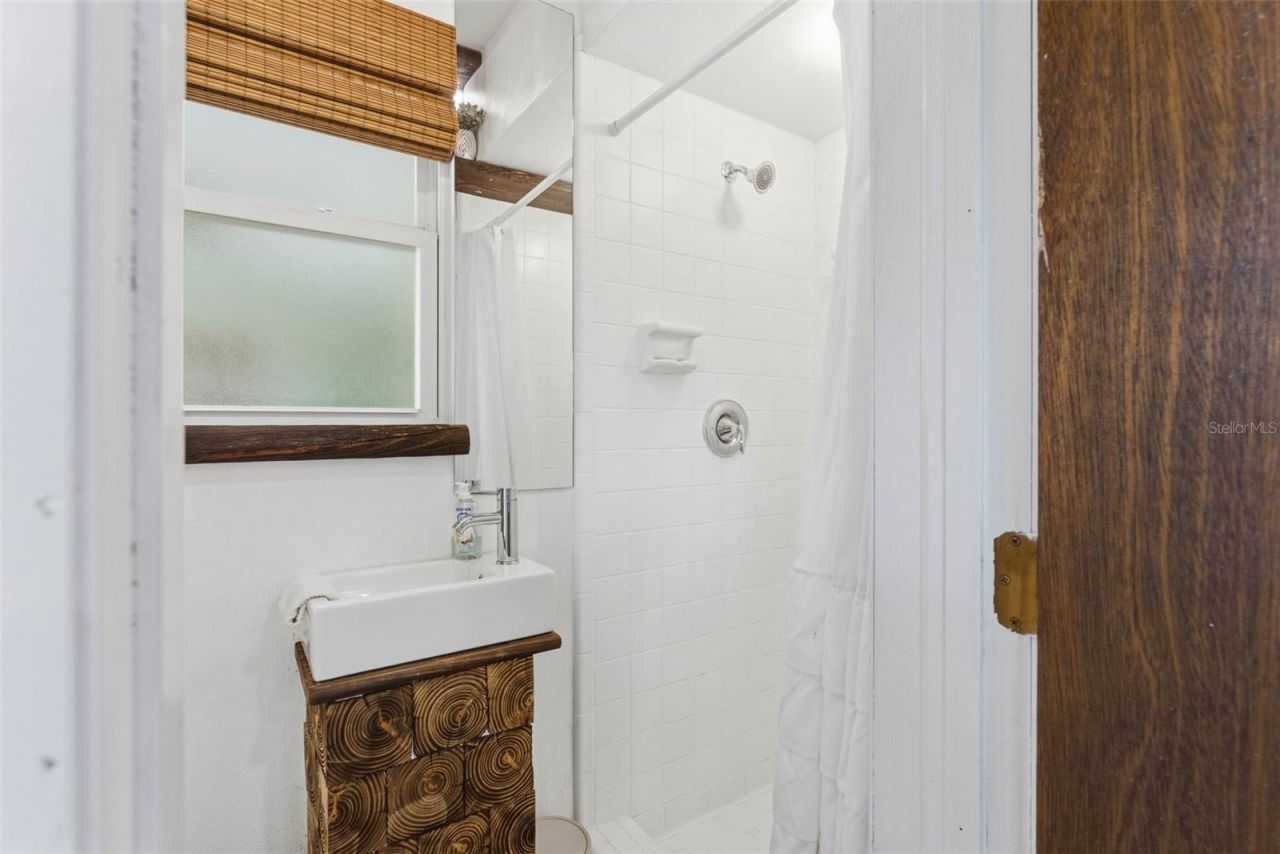 26310 Fishermans Road, Paisley, FL 32767 Photo