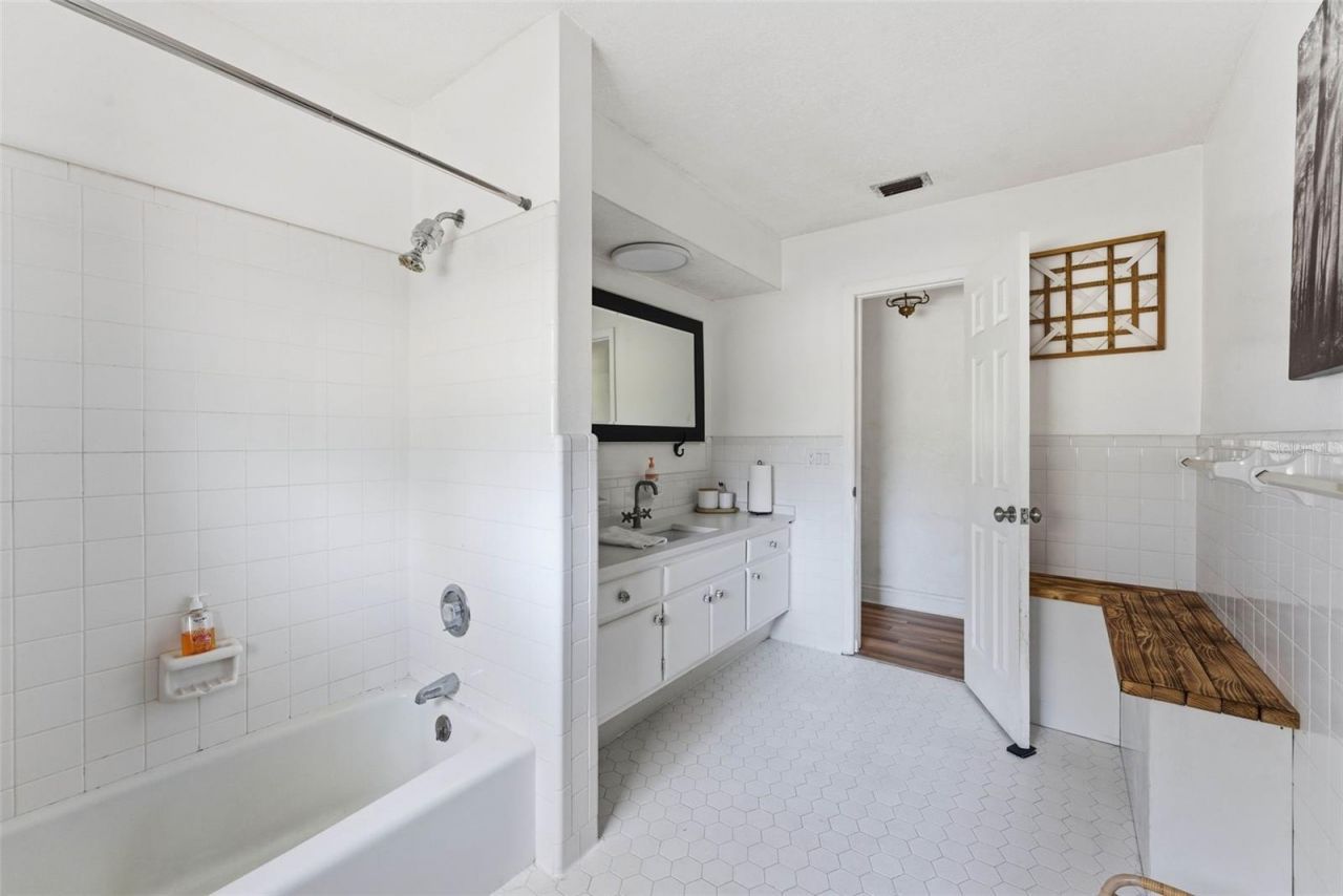 26310 Fishermans Road, Paisley, FL 32767 Photo