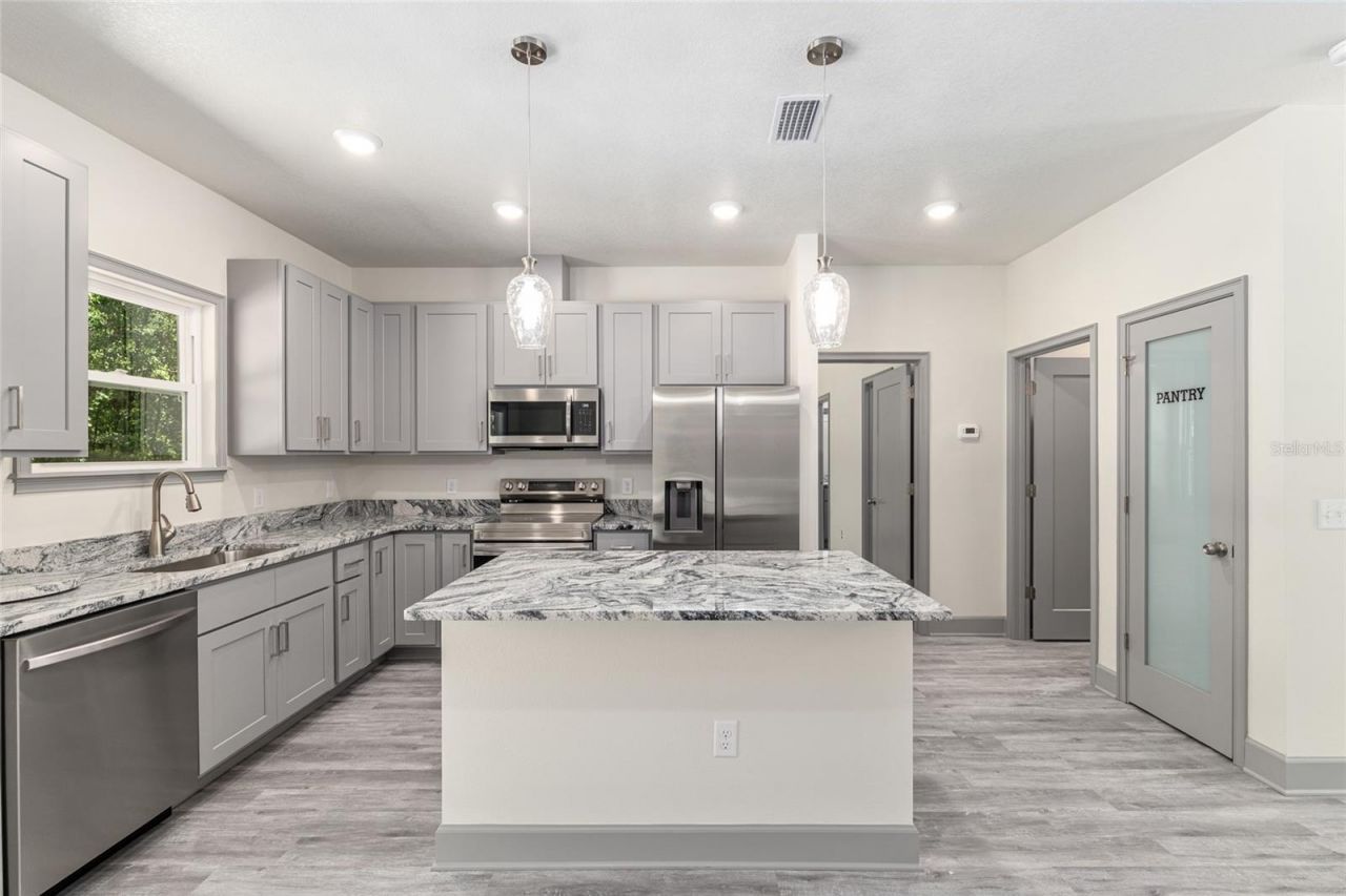 316 SW Caboose Drive, Fort White, FL 32038 Photo