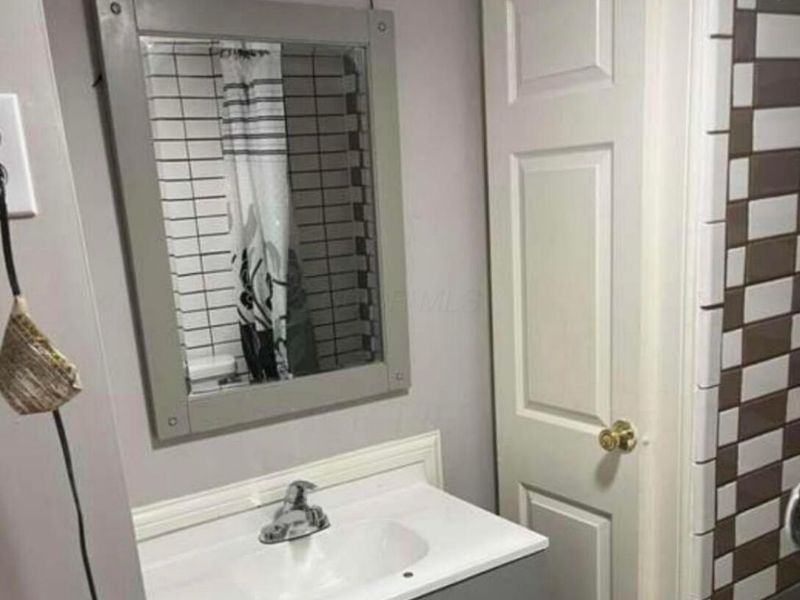 3137 Westerville Road, Unit Lot 4, Columbus, OH 43224 Photo 10