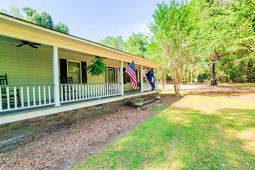 328 Sandy Springs Circle photo 4