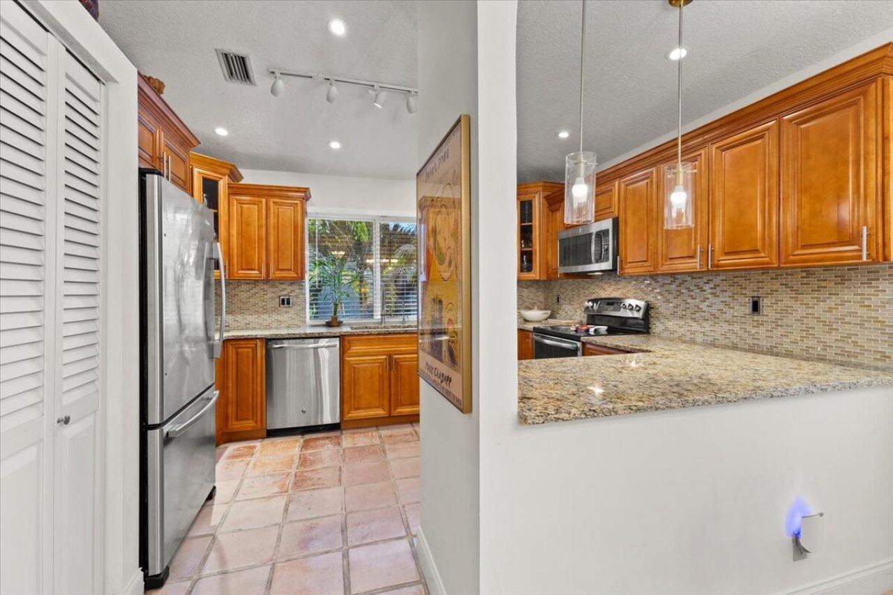 6700 Via Regina, Boca Raton, FL 33433 Photo