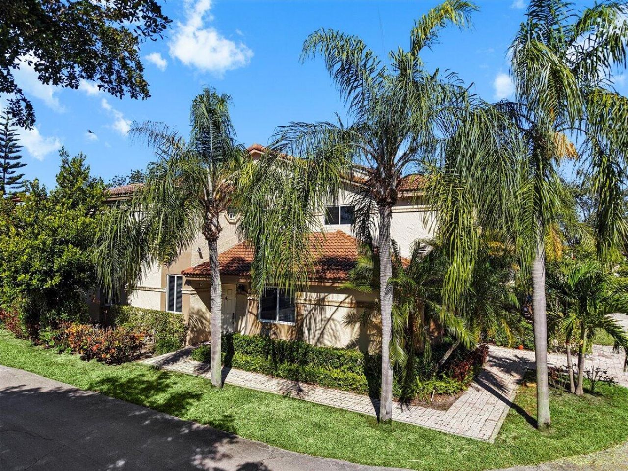 6700 Via Regina, Boca Raton, FL 33433 Photo