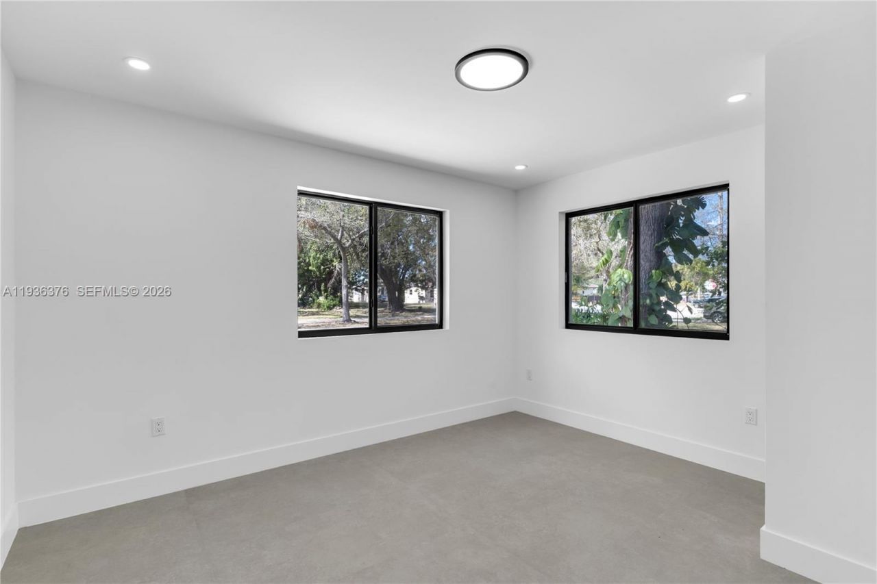 6421 SW 59th Ave, South Miami, FL 33143 Photo