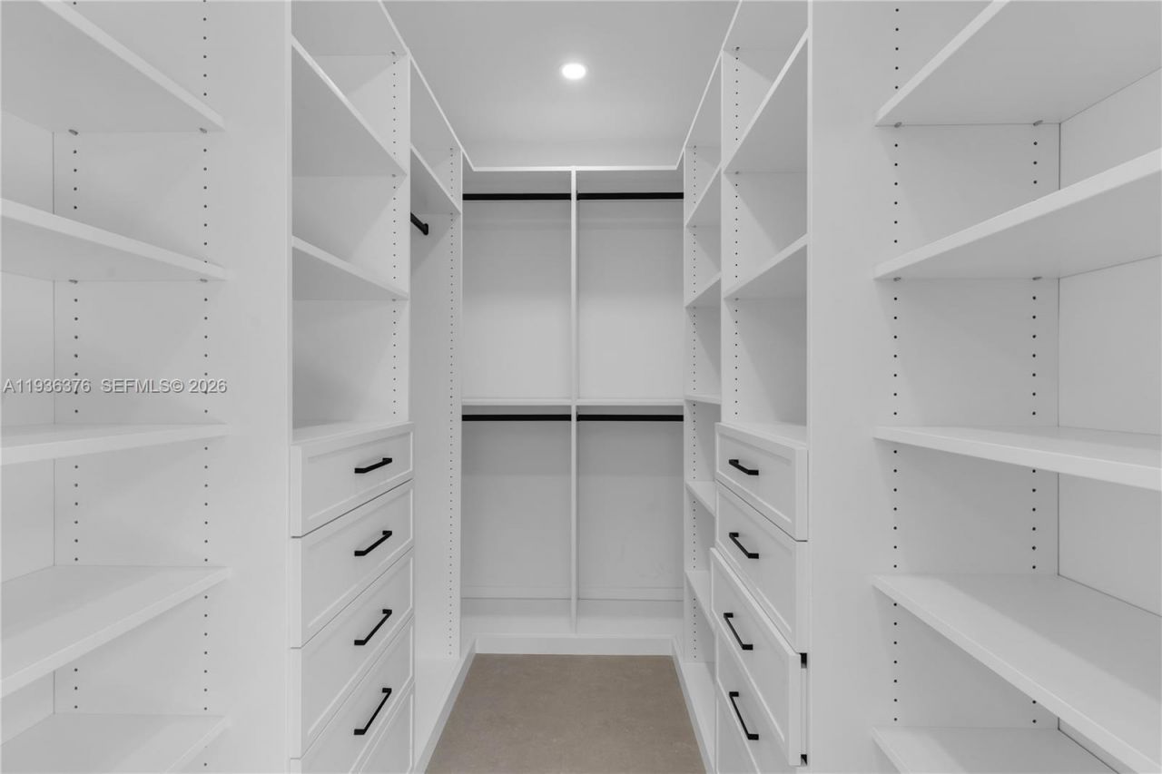 6421 SW 59th Ave, South Miami, FL 33143 Photo