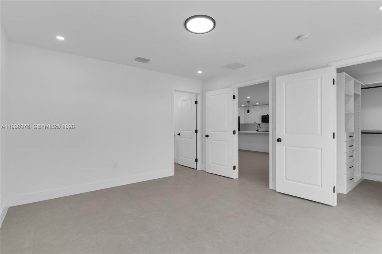 6421 SW 59th Ave, South Miami, FL 33143 Photo