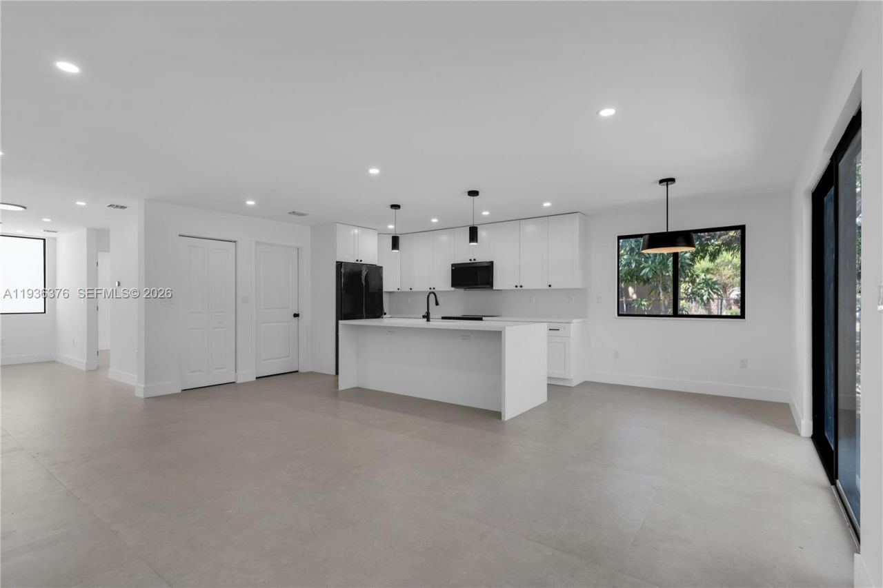 6421 SW 59th Ave, South Miami, FL 33143 Photo