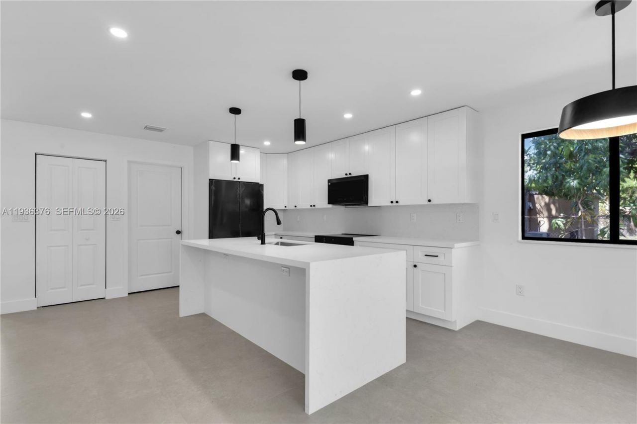 6421 SW 59th Ave, South Miami, FL 33143 Photo