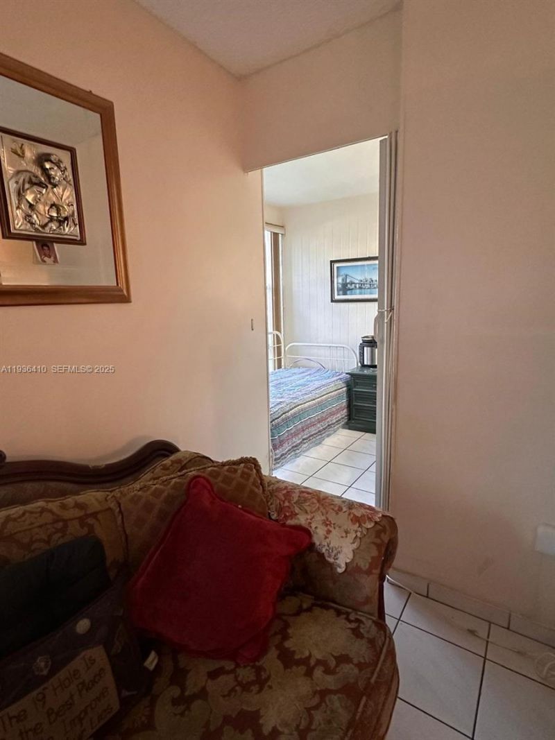 17560 Atlantic Blvd, Unit 109, Sunny Isles Beach, FL 33160 Photo