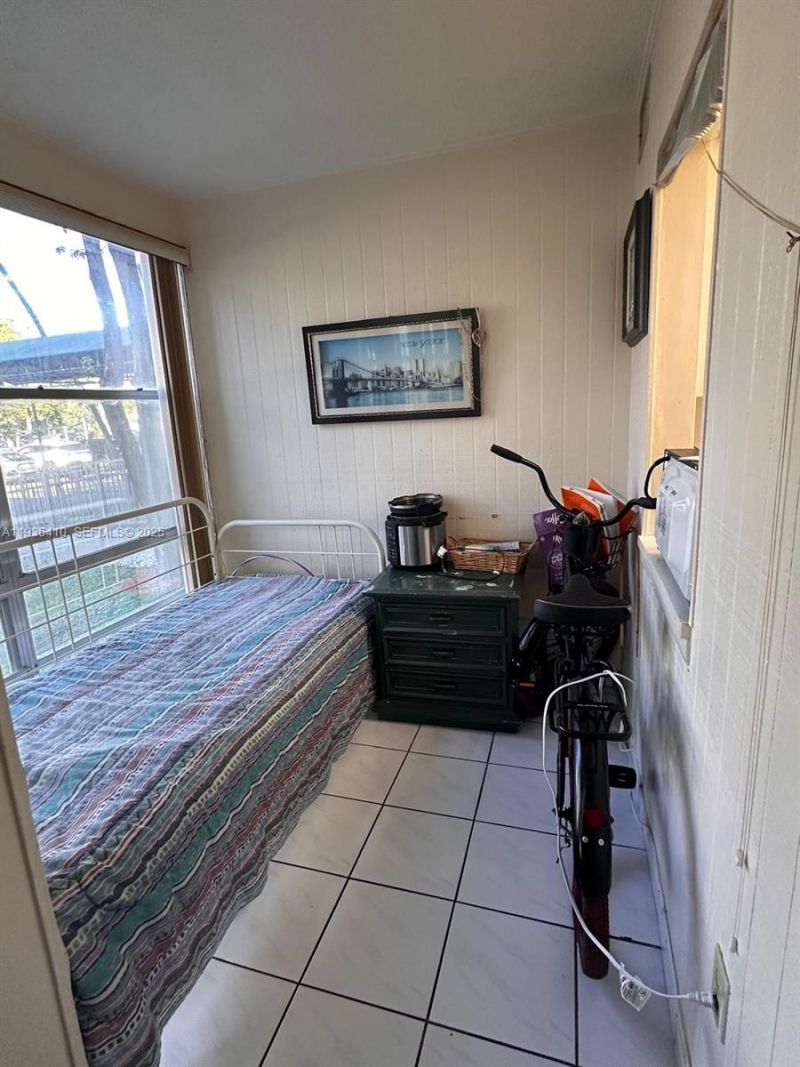 17560 Atlantic Blvd, Unit 109, Sunny Isles Beach, FL 33160 Photo