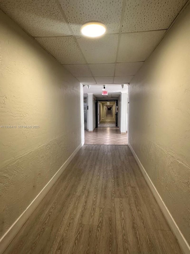 17560 Atlantic Blvd, Unit 109, Sunny Isles Beach, FL 33160 Photo