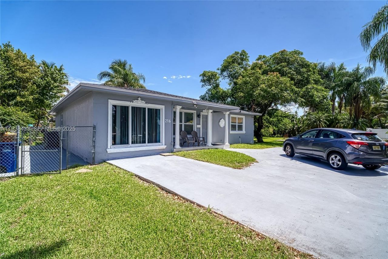 216 SW 6th St, Unit 216, Hallandale Beach, FL 33009 Photo