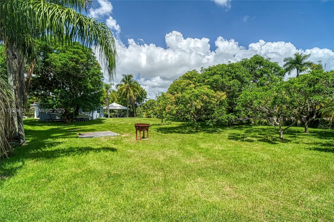 216 SW 6th St, Unit 216, Hallandale Beach, FL 33009 Photo