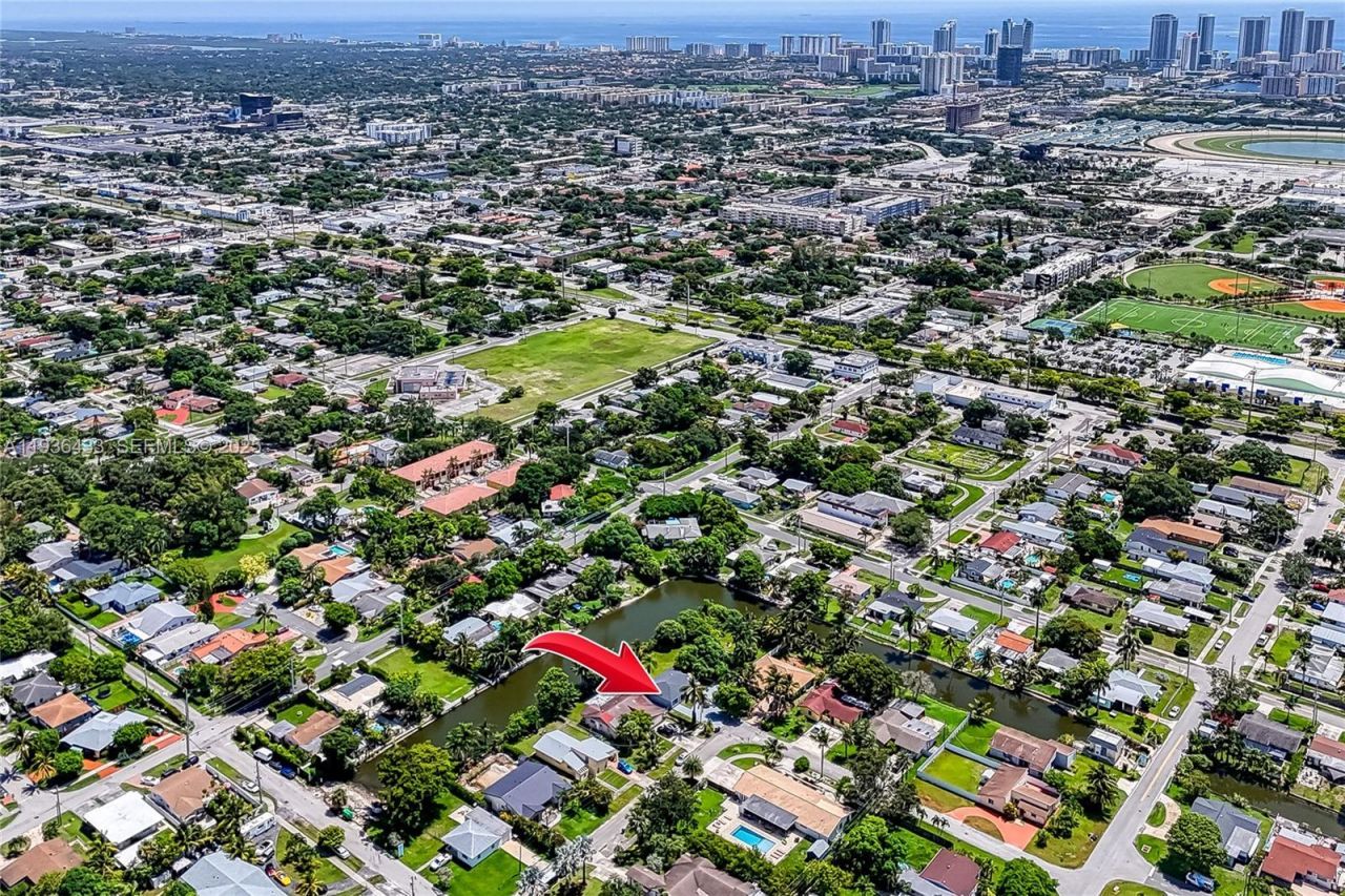 216 SW 6th St, Unit 216, Hallandale Beach, FL 33009 Photo