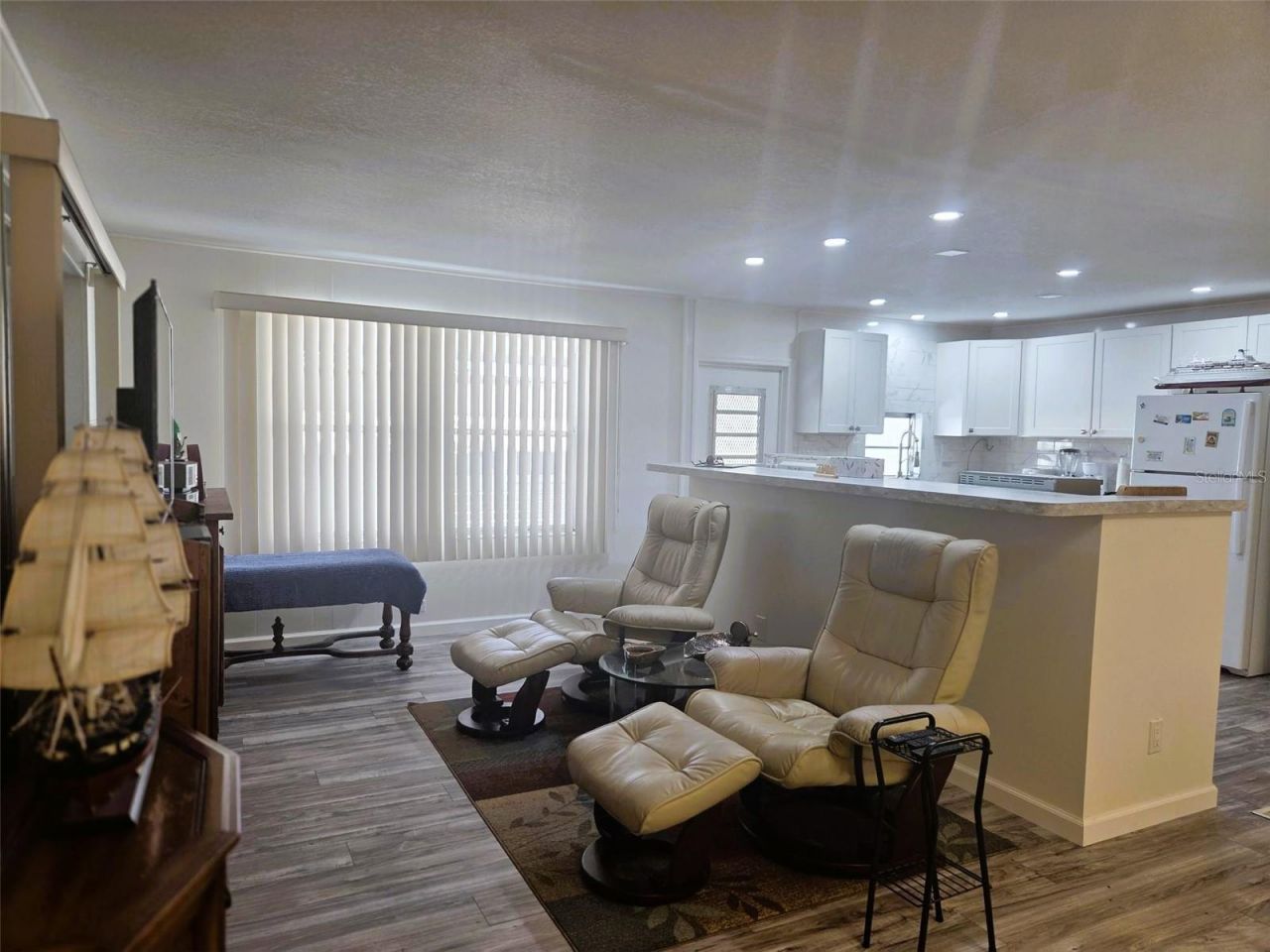 3313 Overcup Oak Terrace, Sarasota, FL 34237 Photo