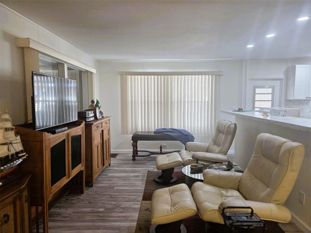 3313 Overcup Oak Terrace, Sarasota, FL 34237 Photo