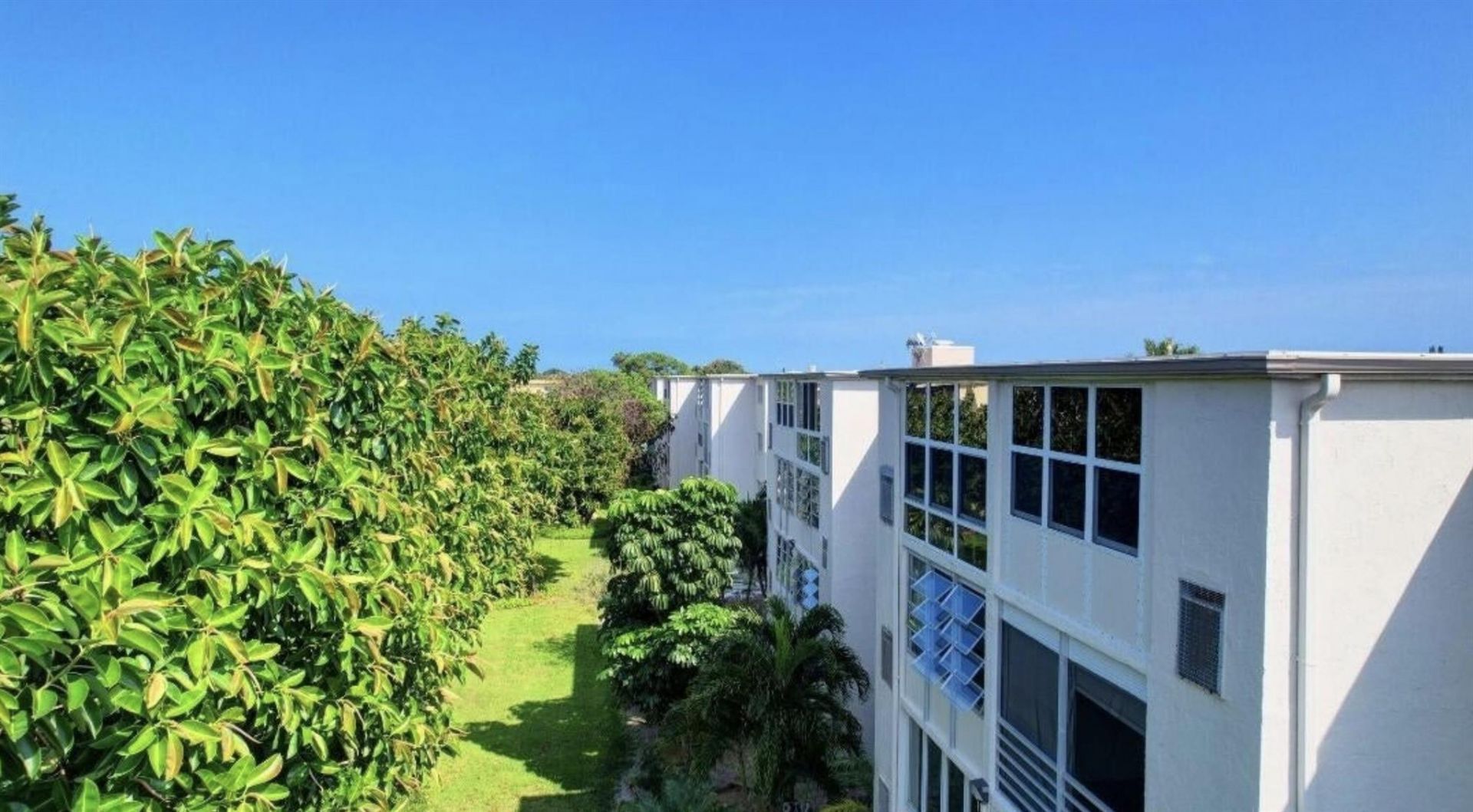 2601 NE 3rd Court, Unit 410, Boynton Beach, FL 33435 Photo