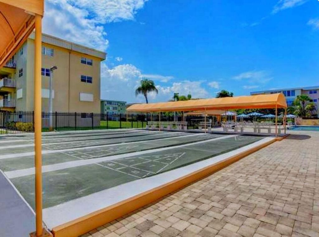 2601 NE 3rd Court, Unit 410, Boynton Beach, FL 33435 Photo
