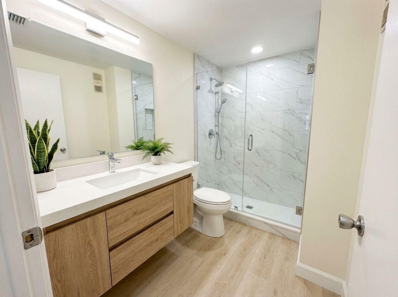 2601 NE 3rd Court, Unit 410, Boynton Beach, FL 33435 Photo