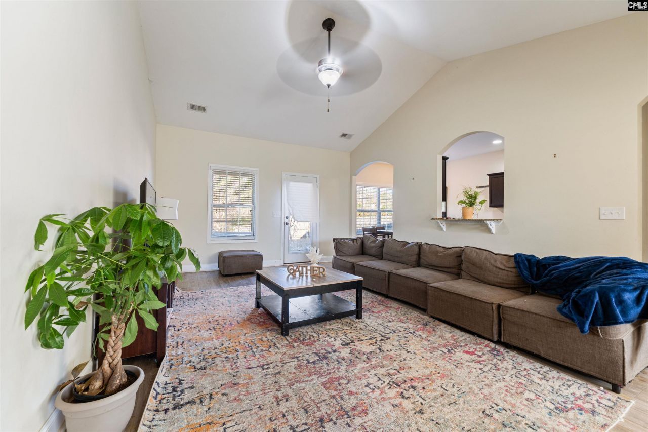 466 Emanuel Creek Drive Photo 7