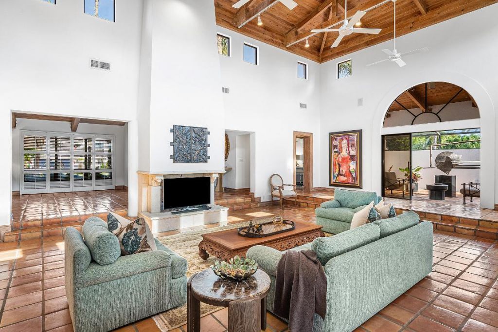 112 Glenbrook Court, Atlantis, FL 33462 Photo