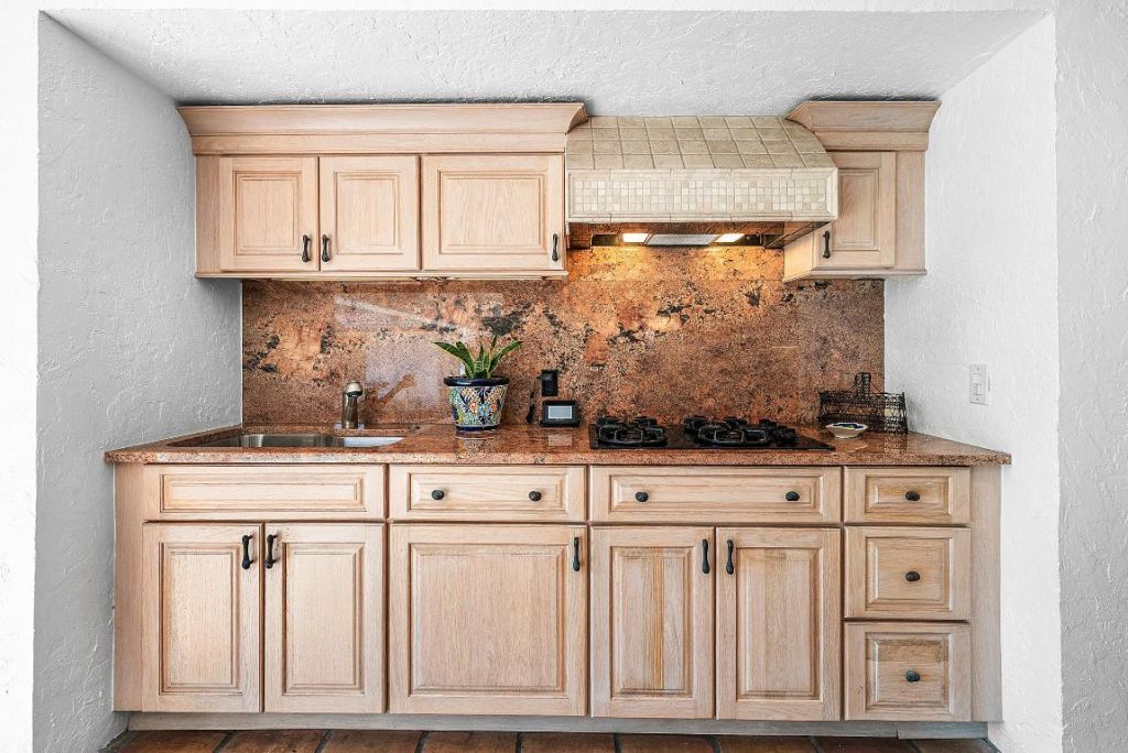 112 Glenbrook Court, Atlantis, FL 33462 Photo