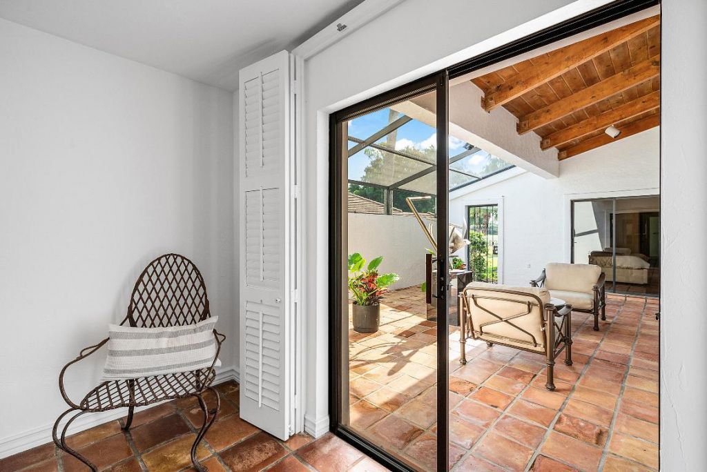 112 Glenbrook Court, Atlantis, FL 33462 Photo