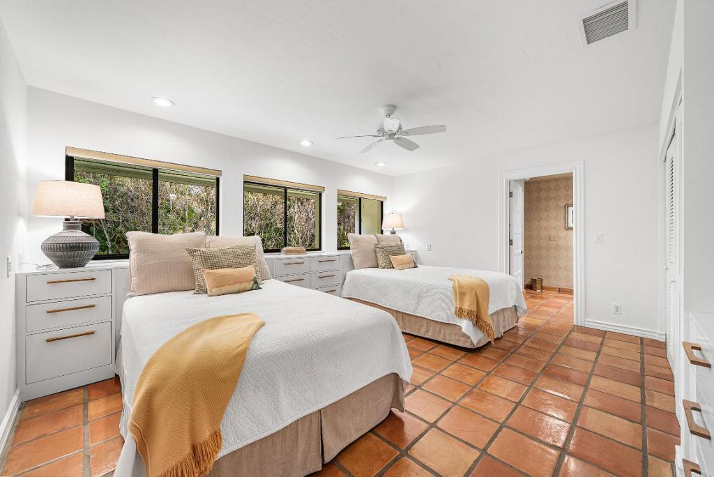 112 Glenbrook Court, Atlantis, FL 33462 Photo