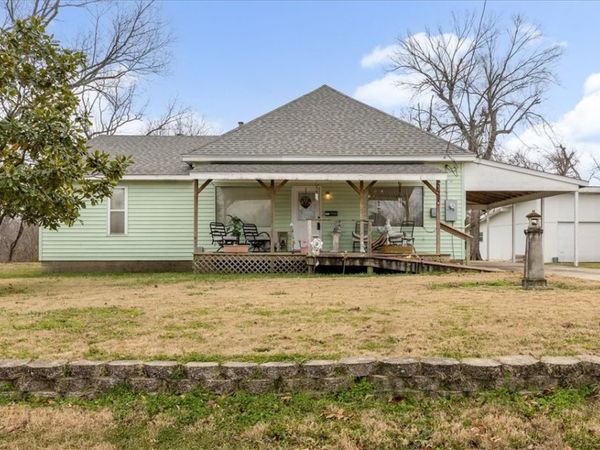 508 E Spruce Street, Rogers, AR 72756