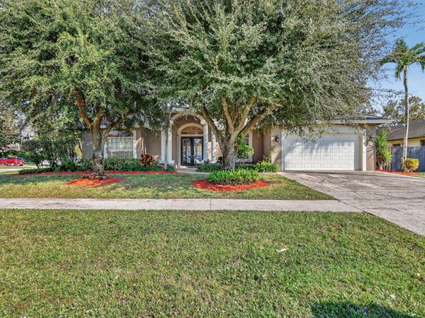 1500 Firethorn Drive, Wellington, FL 33414