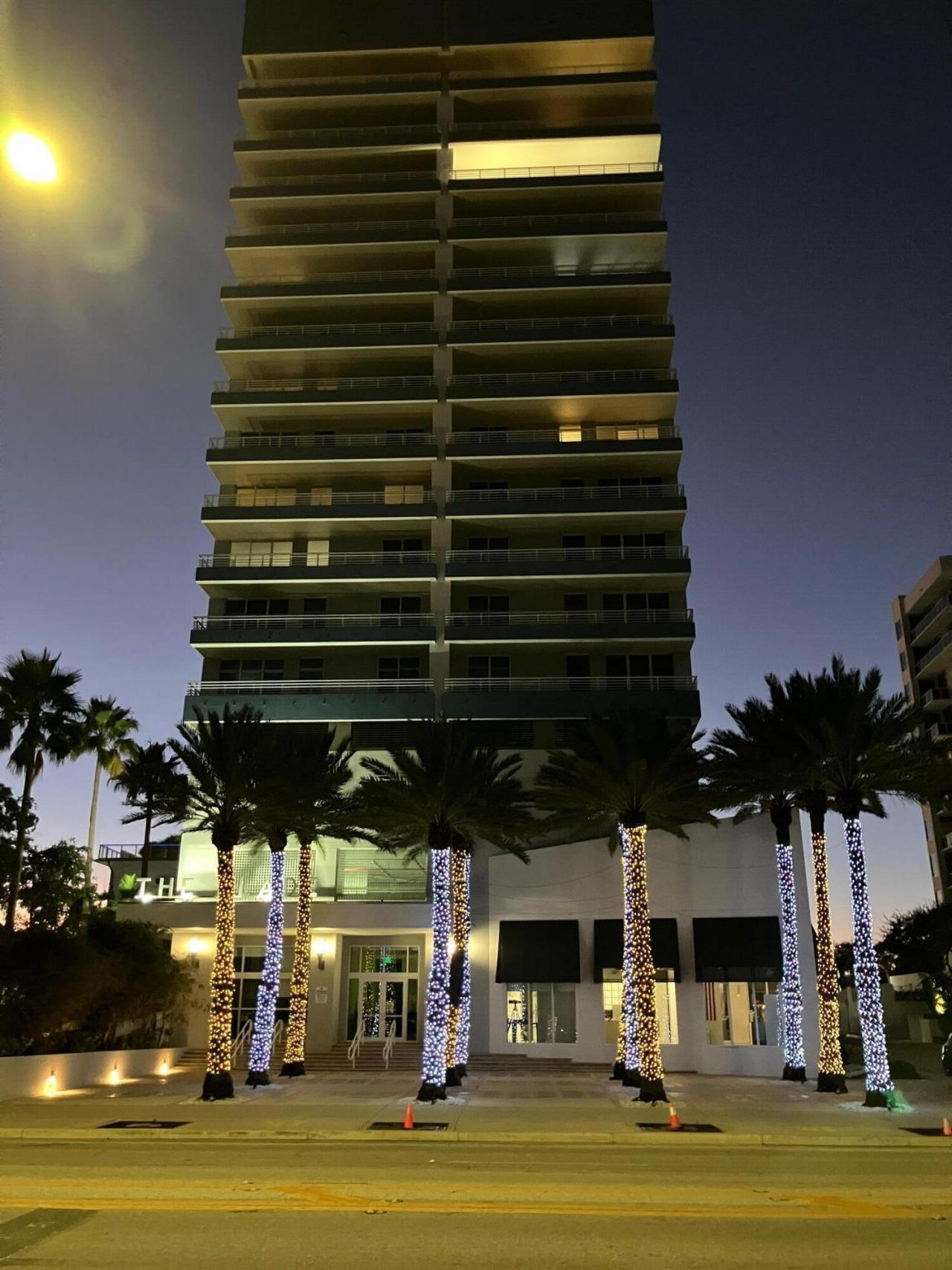 1551 N Flagler Drive, Unit 1504, West Palm Beach, FL 33401 Photo