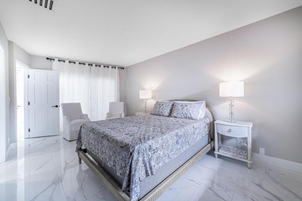 3474 S Ocean Boulevard, Unit 2, Palm Beach, FL 33480 Photo