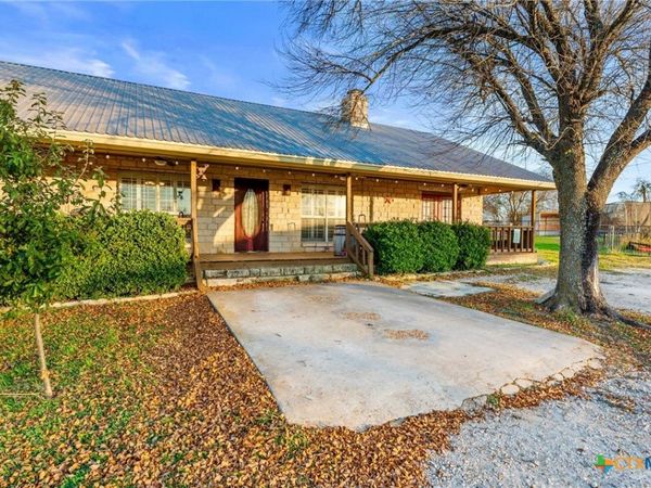 2700 Auction Barn Rd, Belton, TX 76513