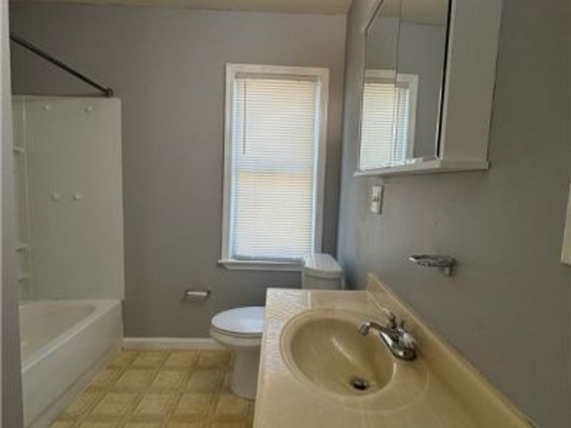 1711 Ardoyne Avenue, Cleveland, OH 44109 Photo 12