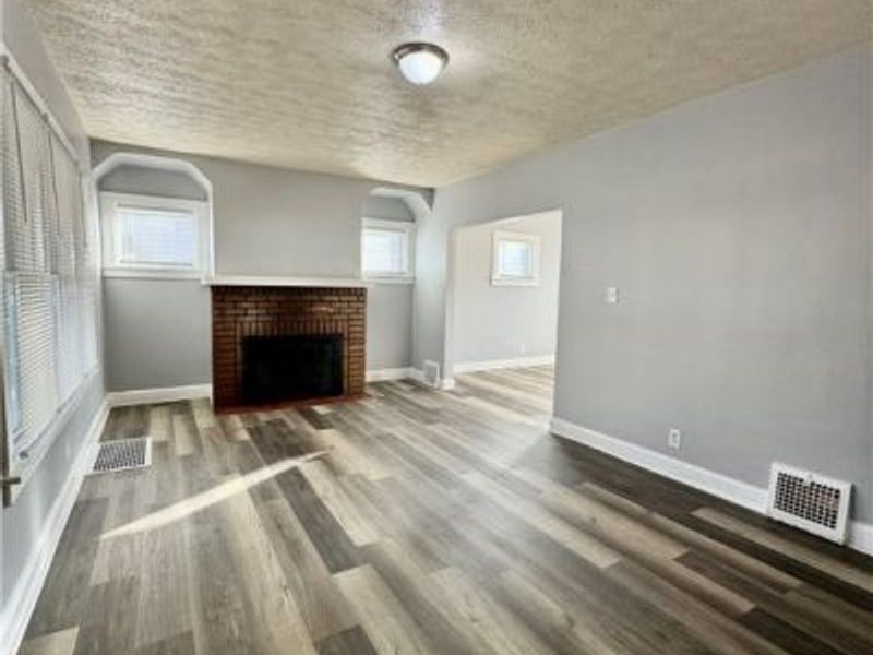 1711 Ardoyne Avenue, Cleveland, OH 44109 Photo 2