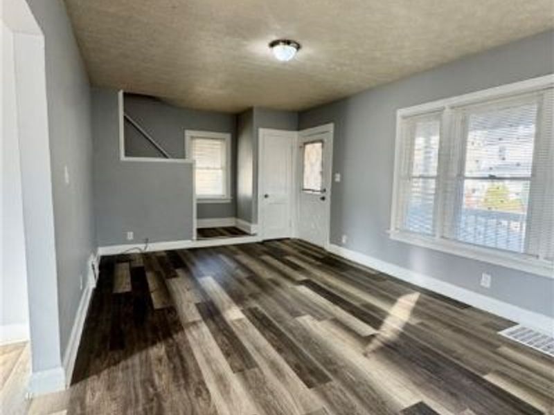 1711 Ardoyne Avenue, Cleveland, OH 44109 Photo 3