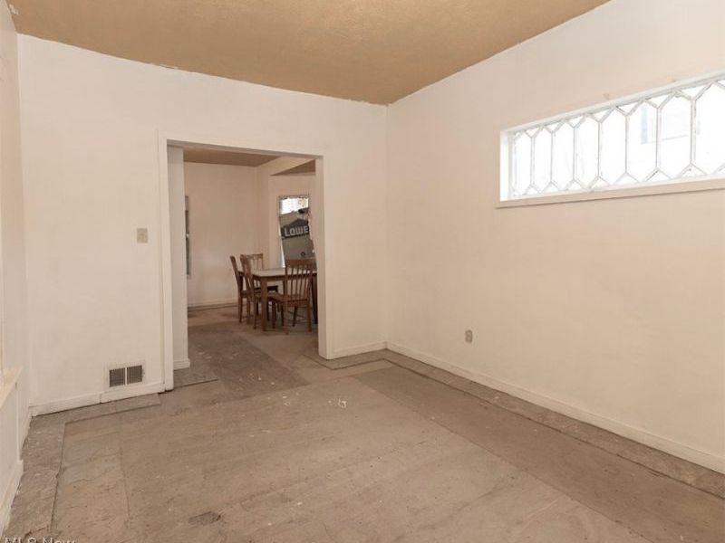 119 Erie Street, Elyria, OH 44035 Photo 11