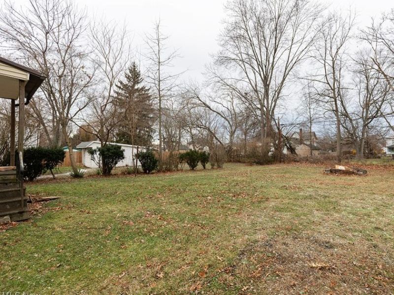 119 Erie Street, Elyria, OH 44035 Photo 5