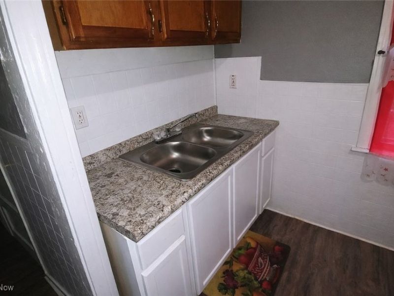 12710 Benham Avenue, Cleveland, OH 44105 Photo 10